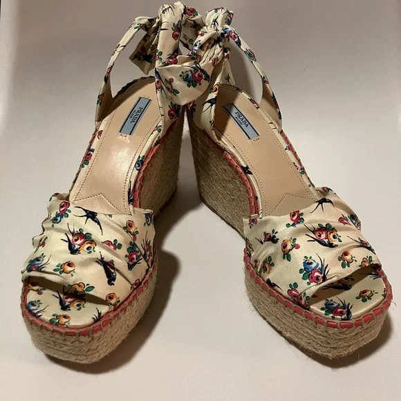Prada Floral bird print lace up Espadrille Wedges heels sandals 41 10